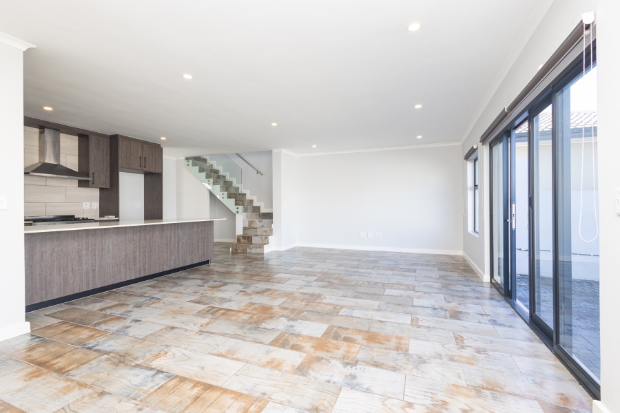 3 Bedroom Property for Sale in Sandown Western Cape